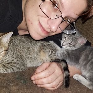 Meet your Posher, Tera